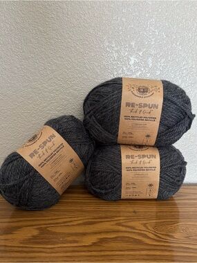 NEW 3 Skeins Lion Brand Re-Spun Thick & Quick Yarn - Raven